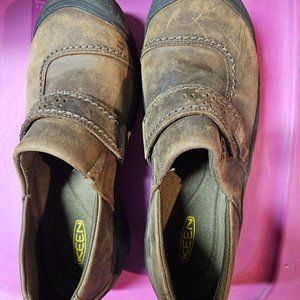 Womens Keen Leather Slip on Shoes